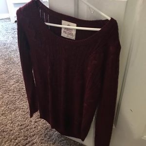 Maroon sweater